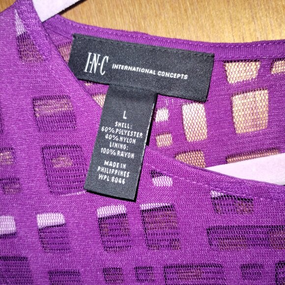 Purple Sheer Geometric Print Blouse - Picture 3 of 4